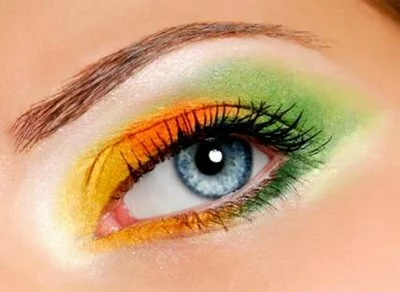 Make up eyeshadow ideas in yellow and green
