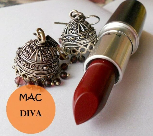 MAC DIVA Lipstick